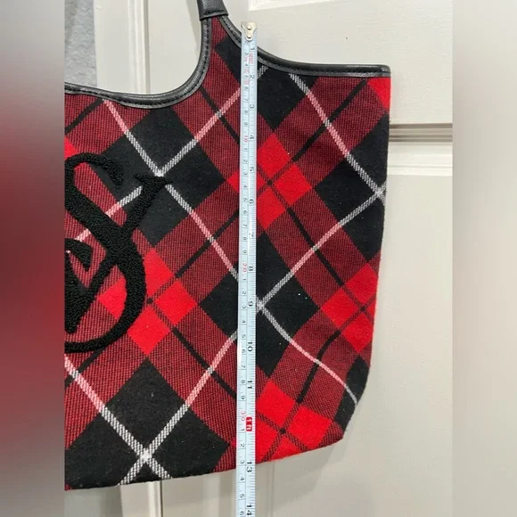 NWT Victoria’s Secret monogram plaid tote bag - Picture 8 of 9